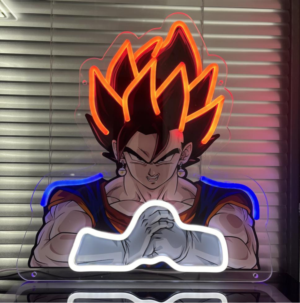 Peeking Vegeta