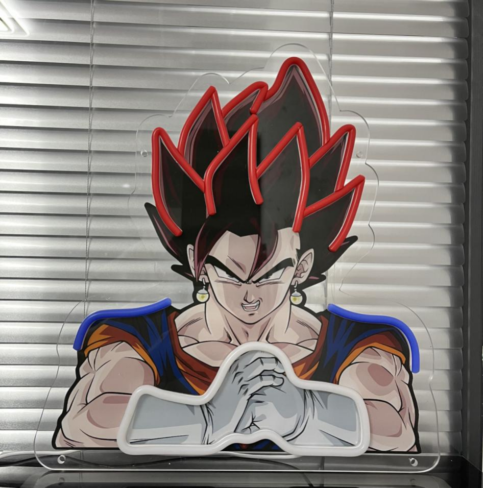 Peeking Vegeta